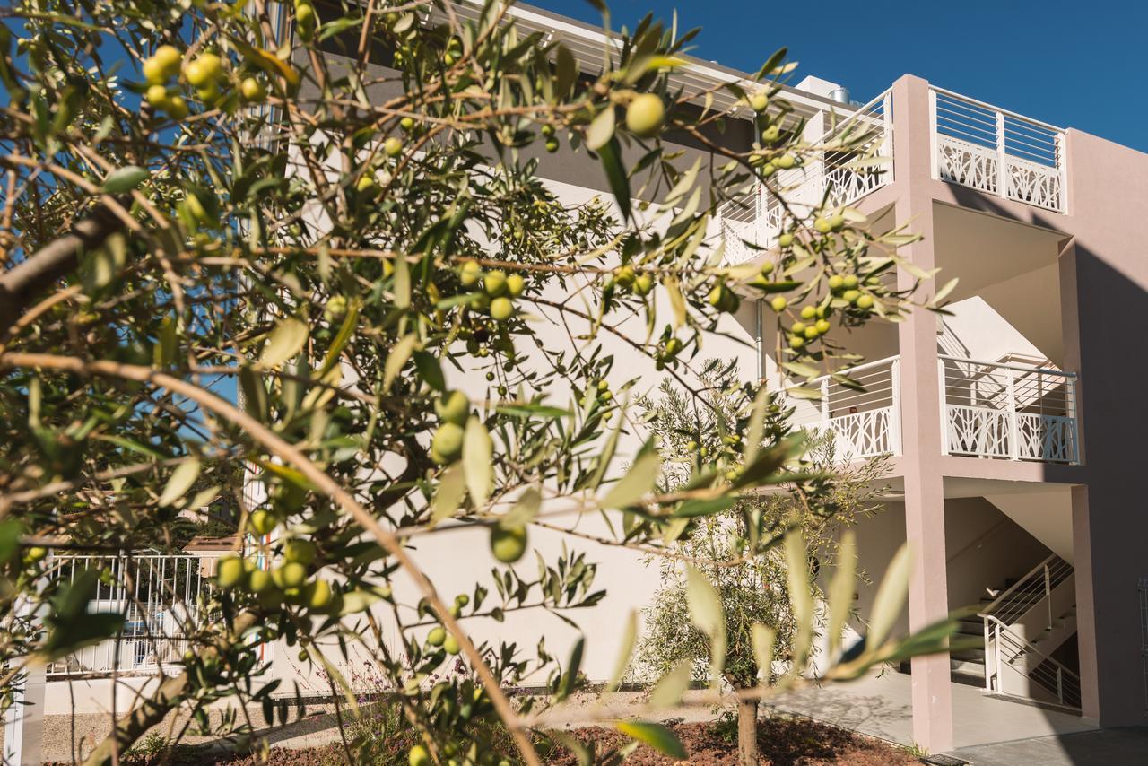 Residence Uxco Kampus 30 Ex Suiteasy Nîmes Exterior foto